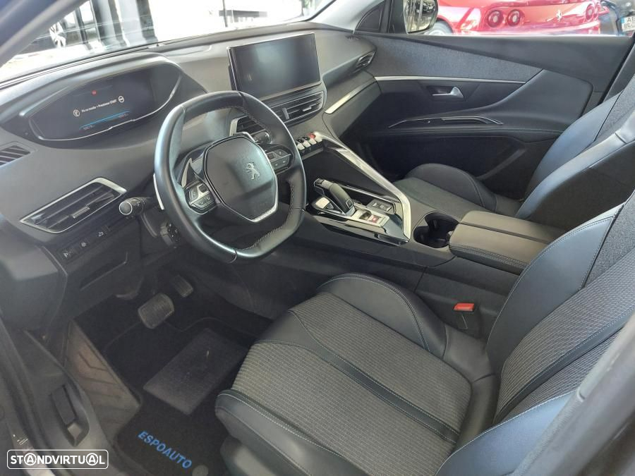 Peugeot 5008 1.2 PureTech Allure EAT8 - 13