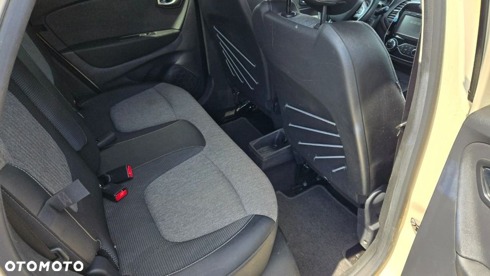 Renault Captur - 25