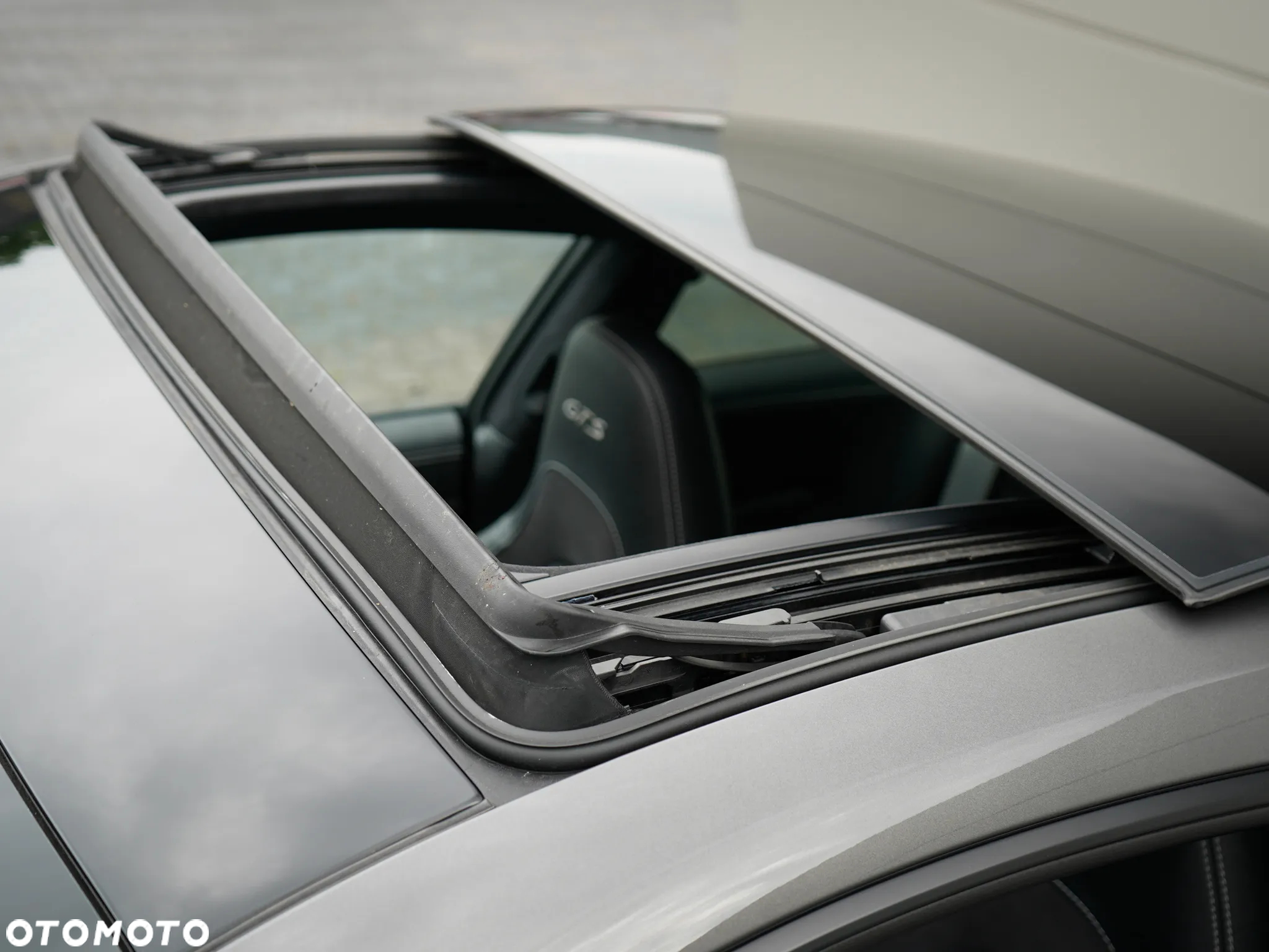 Porsche 911 Carrera 4 GTS PDK - 27