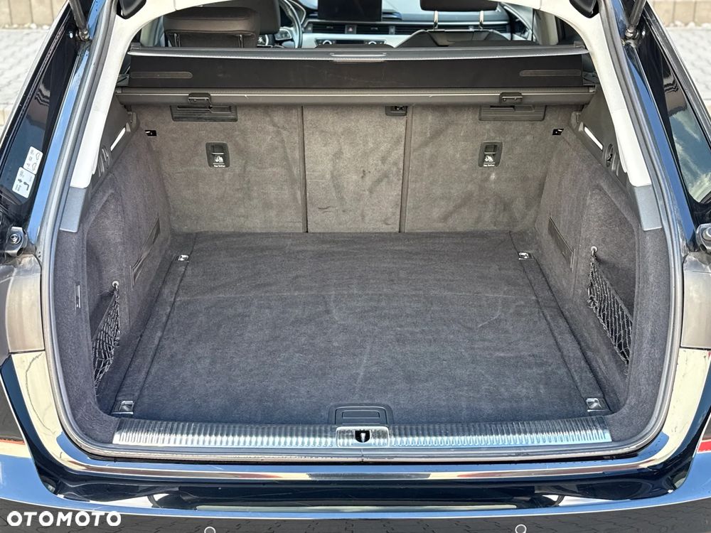 Audi A4 Avant 35 TDI mHEV S tronic - 29