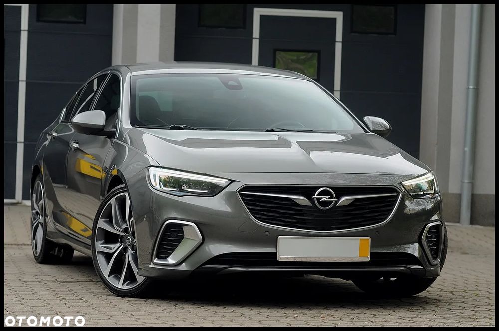 Opel Insignia 2.0 BiTurbo 4x4 GSI - 2