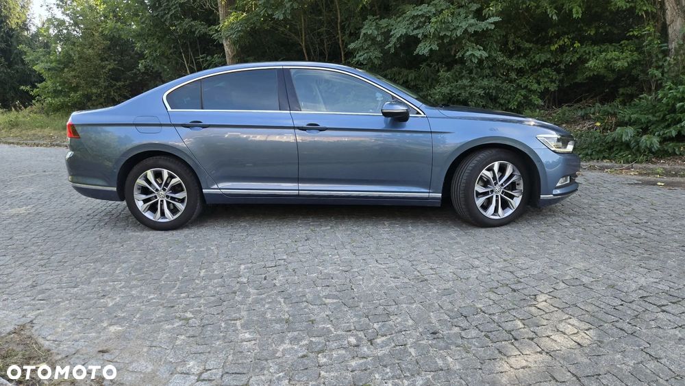 Volkswagen Passat 2.0 TDI BMT Highline DSG - 11
