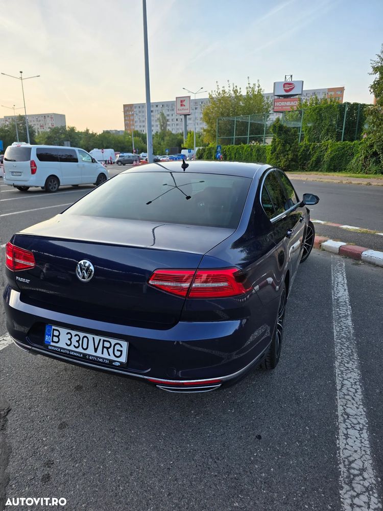 Volkswagen Passat 2.0 TDI DSG Highline - 8