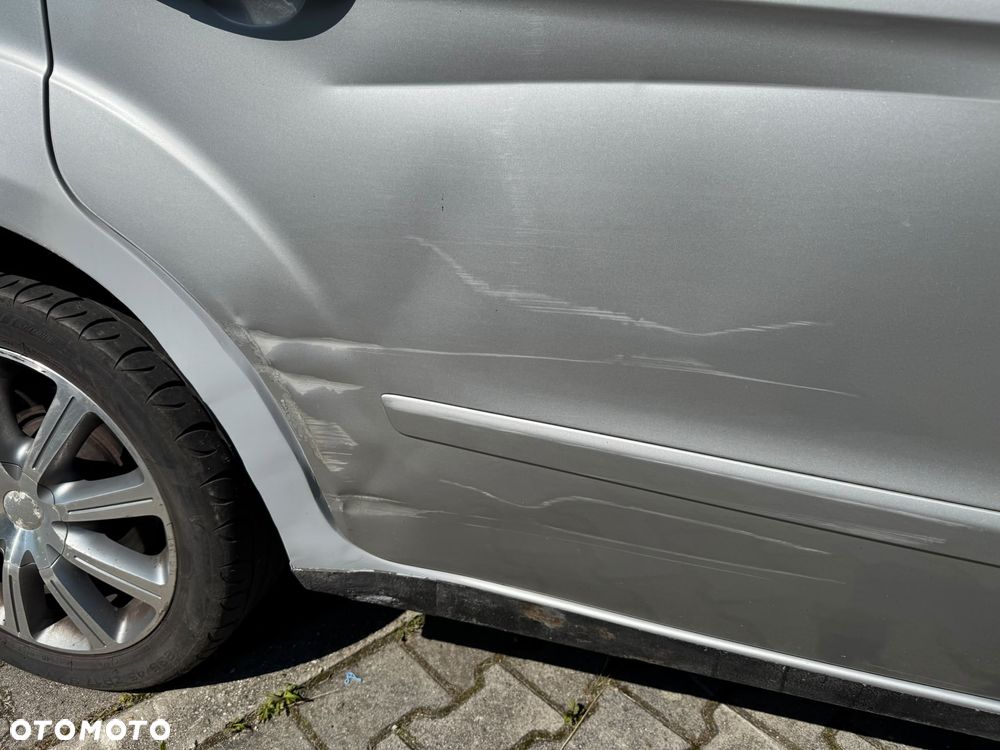 Ford S-Max - 22