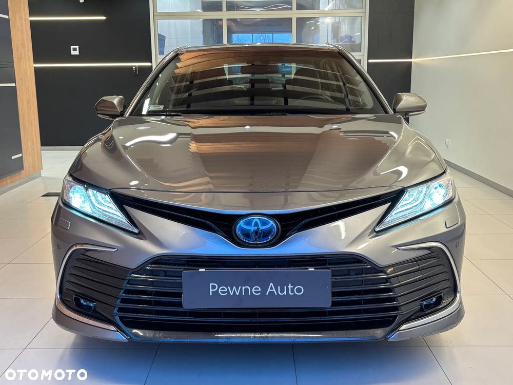 Toyota Camry 2.5 Hybrid Executive CVT - 1