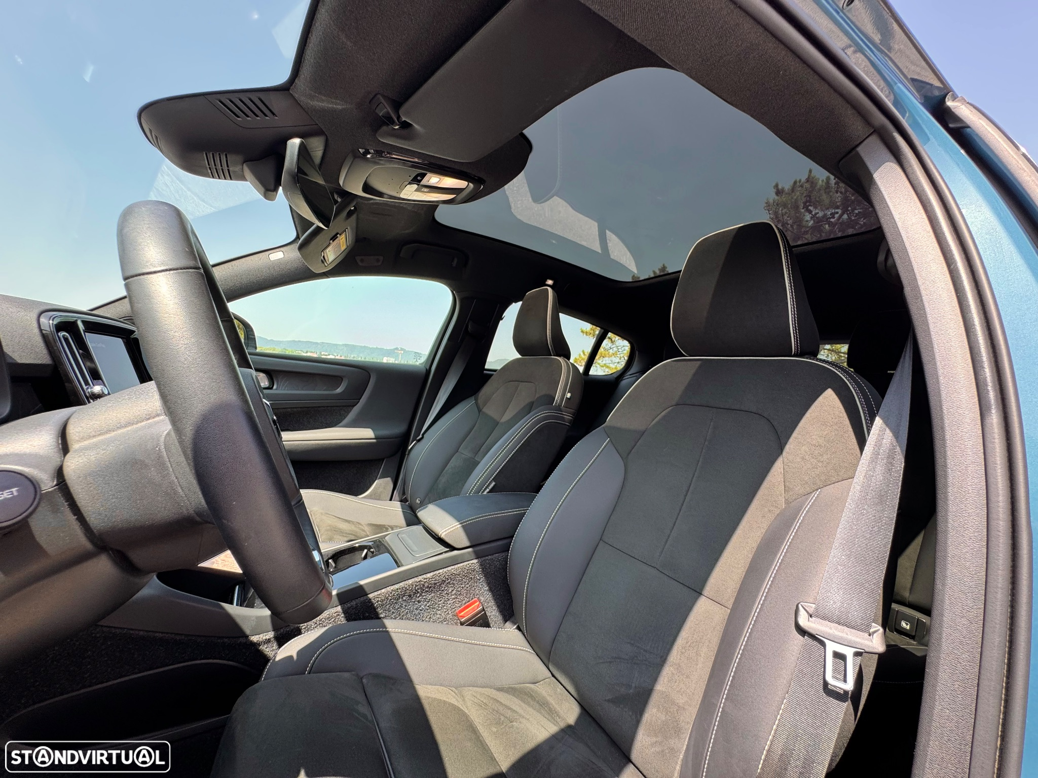 Volvo C40 Recharge Twin First Edition - 17