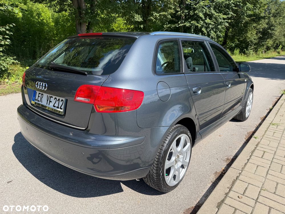 Audi A3 Sportback 1.6 Ambiente - 11