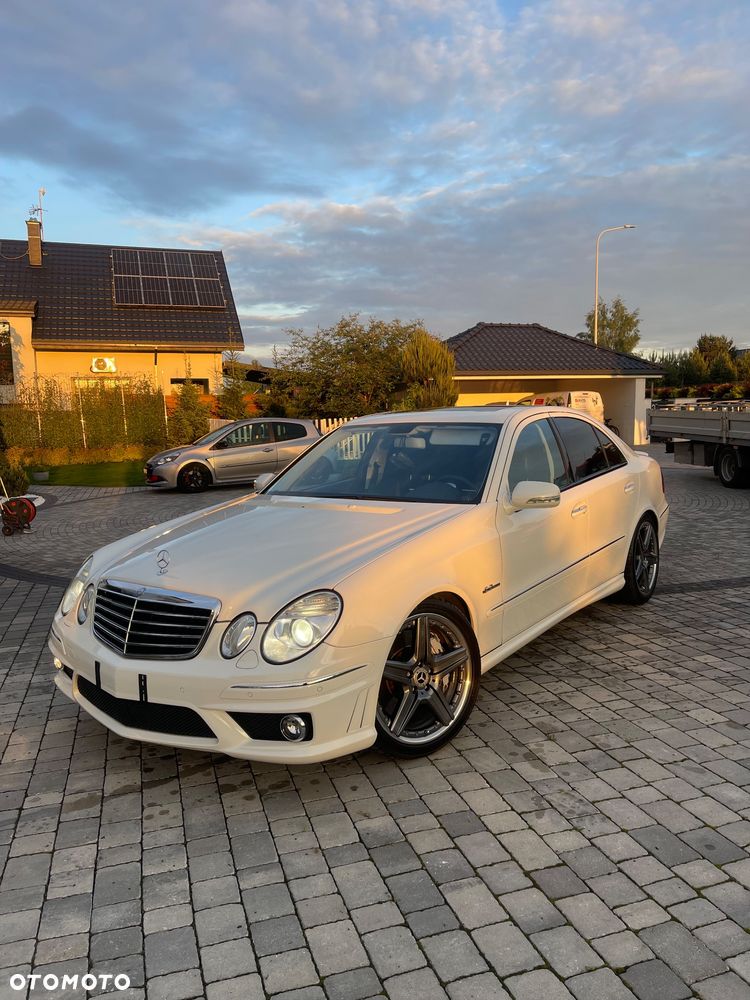 Mercedes-Benz Klasa E 63 AMG - 9