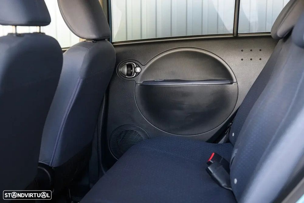 Peugeot iOn Active - 38