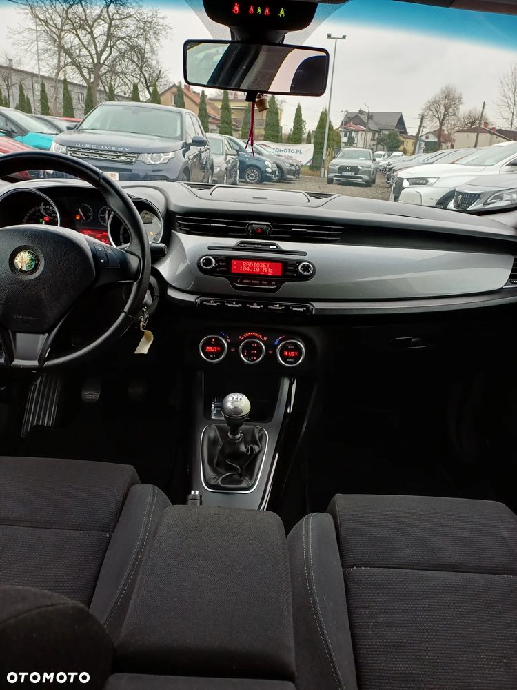 Alfa Romeo Giulietta 2.0 JTDM 16V Turismo - 16