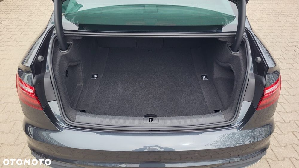 Audi A4 Limousine 35 TFSI mHEV S tronic - 13