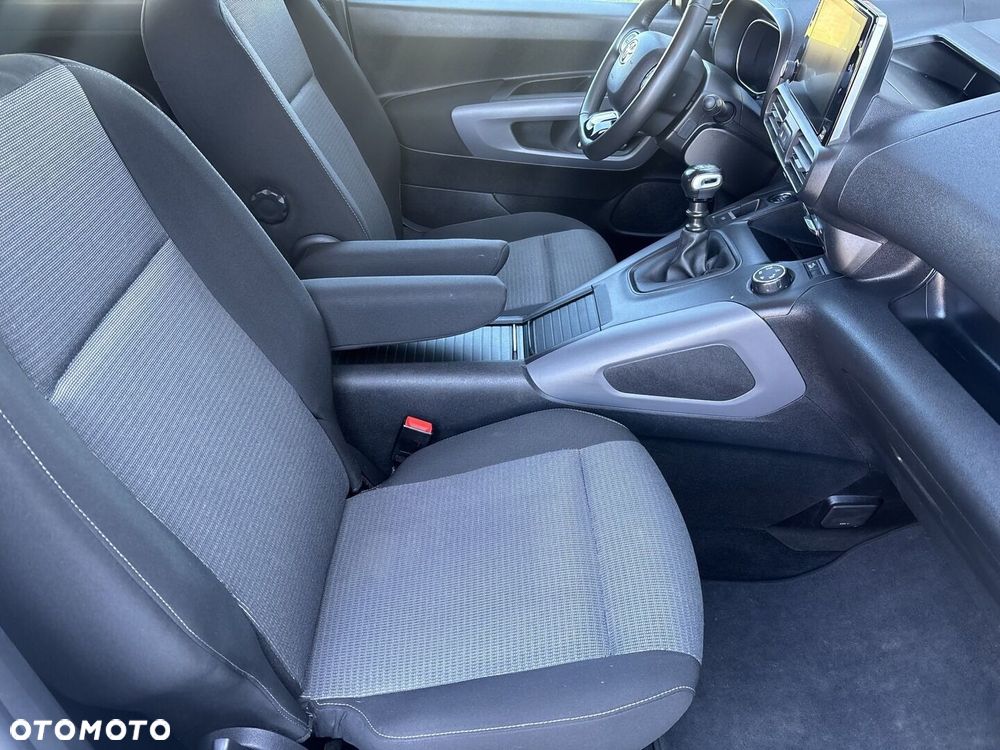 Toyota Proace City Verso Long 1.5 D-4D Family - 19