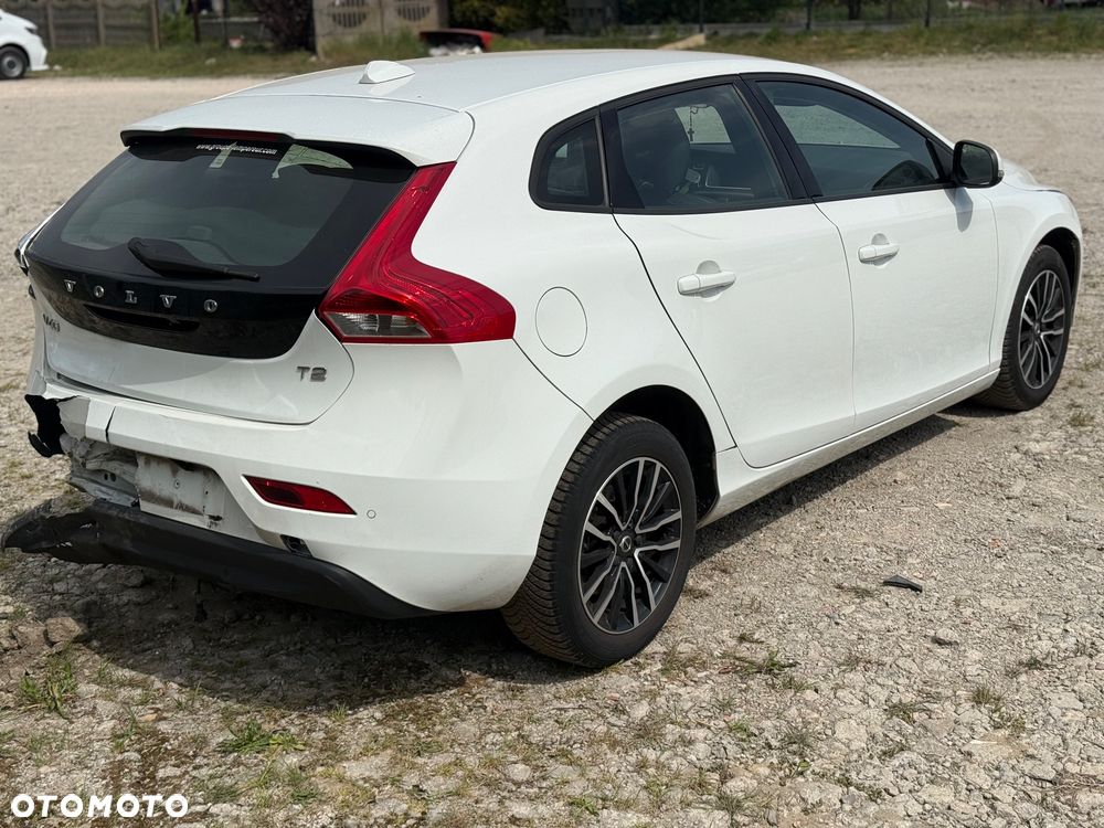 Volvo V40 T2 Geartronic RDesign - 5
