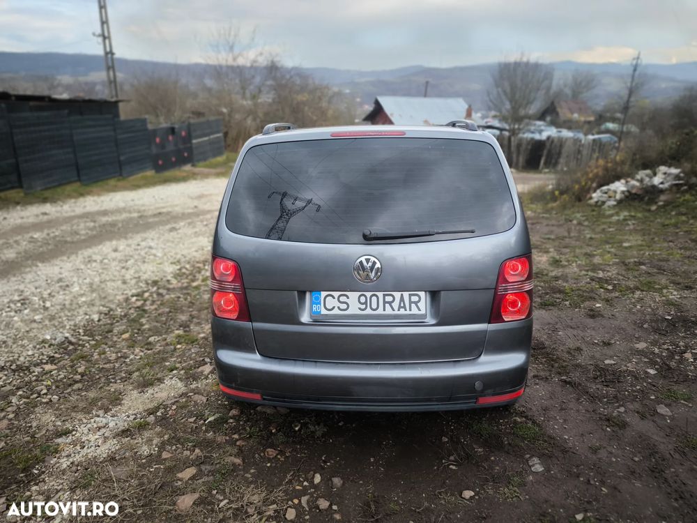 Volkswagen Touran 1.9TDI Highline - 5