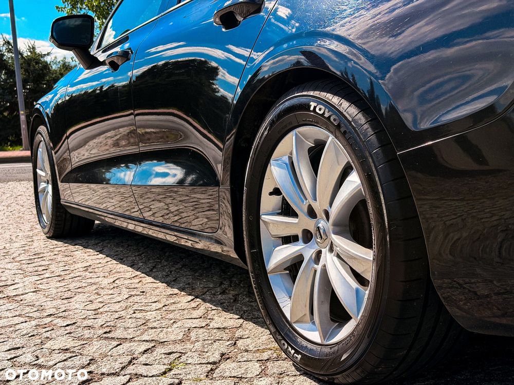 Volvo V60 D4 Geartronic Momentum - 22
