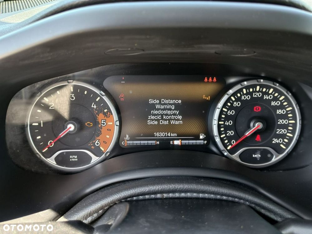 Jeep Renegade - 21