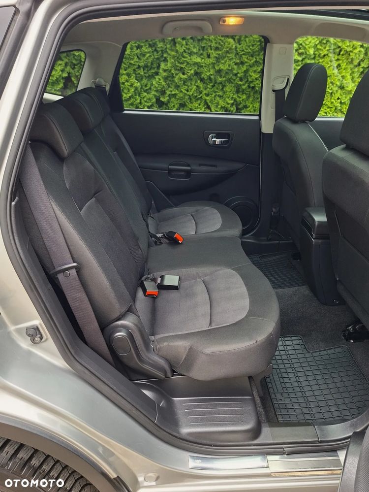Nissan Qashqai+2 2.0 acenta - 11