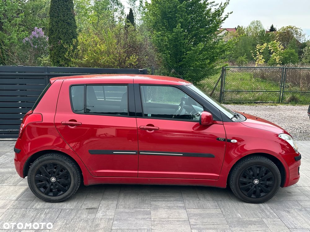 Suzuki Swift 1.5 GLX / Comfort - 4