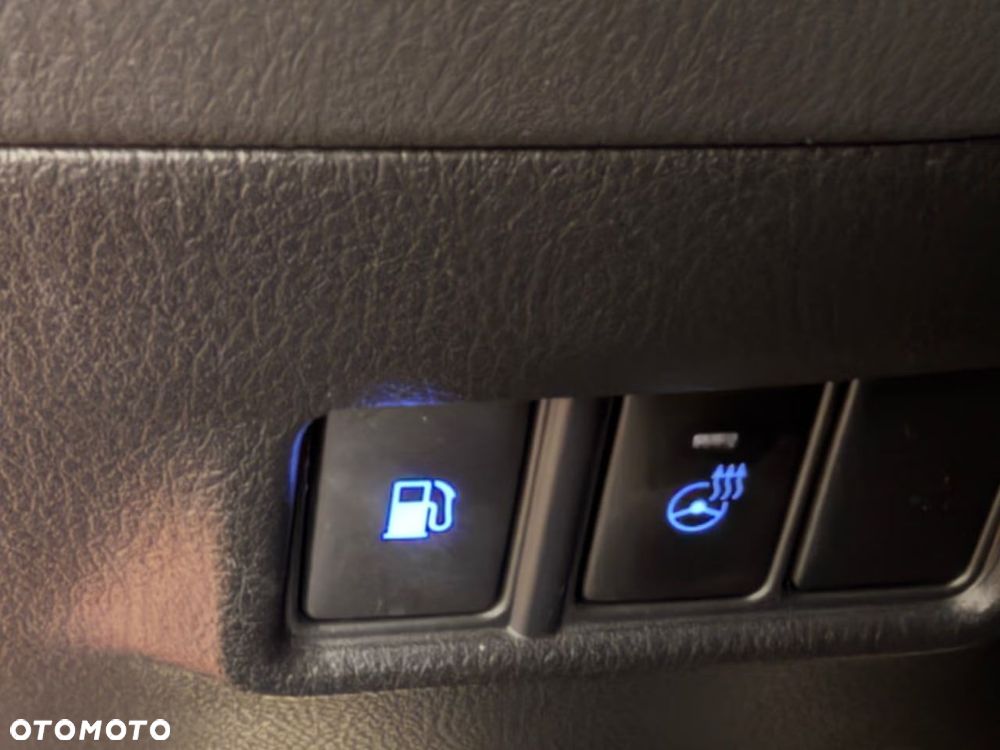 Toyota C-HR Lounge - 11