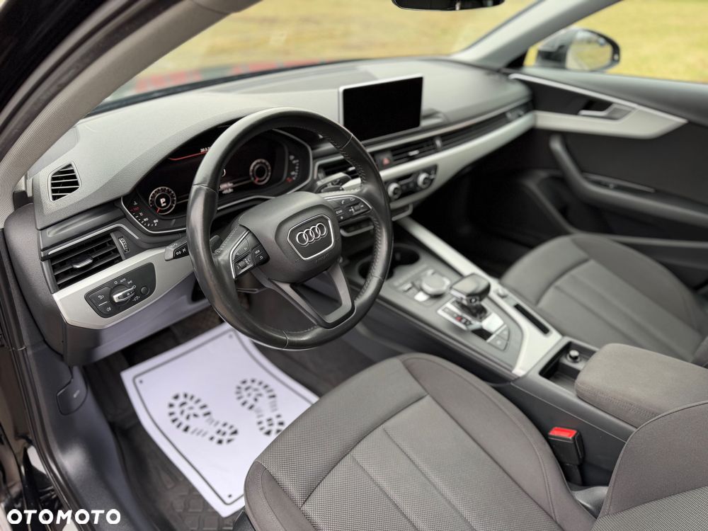 Audi A4 Limousine - 22