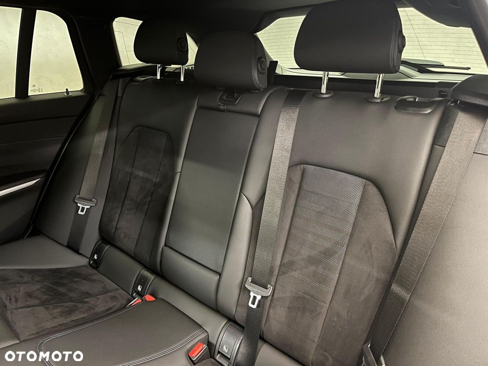 BMW Seria 3 M340i xDrive mHEV sport - 31