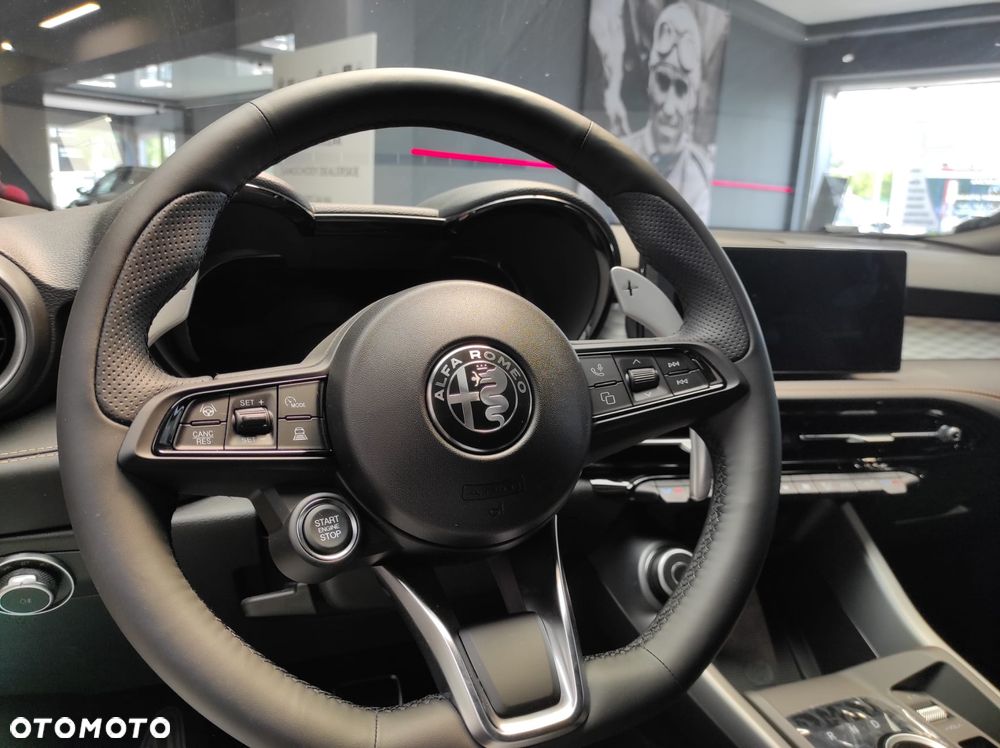 Alfa Romeo Tonale 1.5 T4 GSE mHEV Veloce DCT - 8