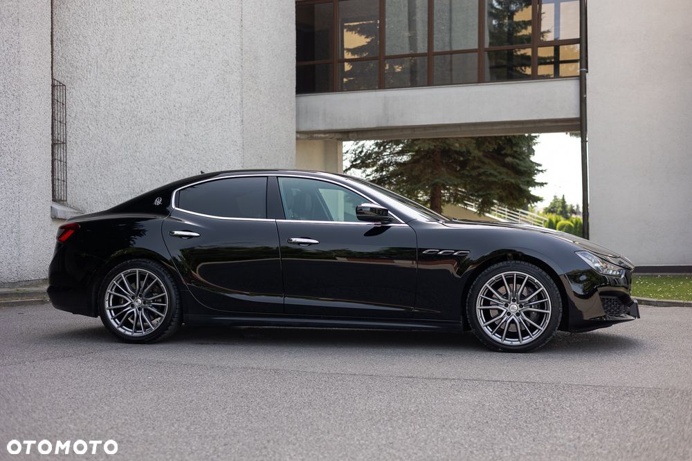 Maserati Ghibli S Q4 Granlusso - 3