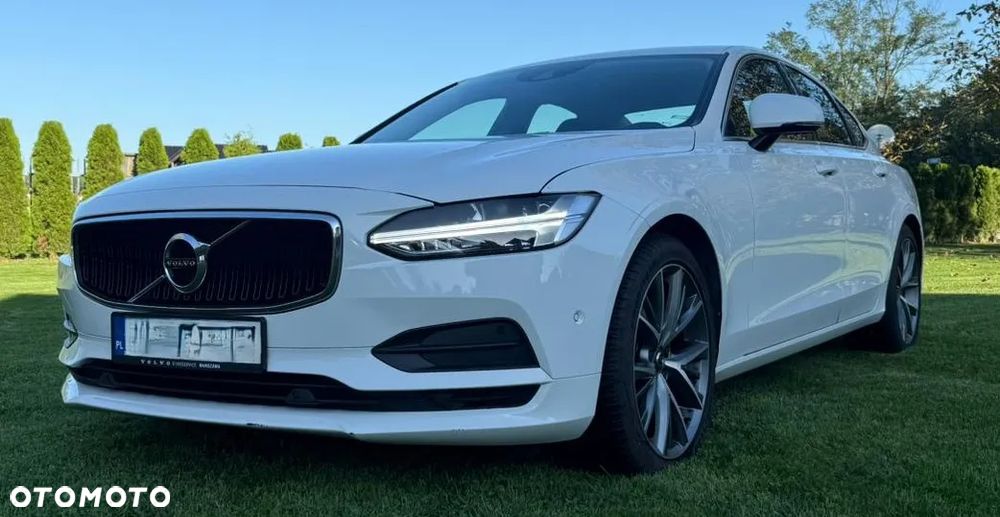 Volvo S90 T5 R-Design - 1