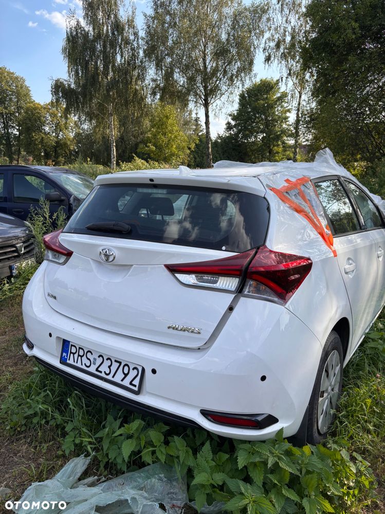 Toyota Auris - 3