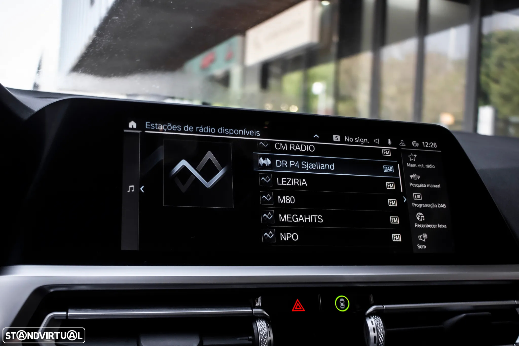 BMW 330 e Touring Line Luxury Auto - 41