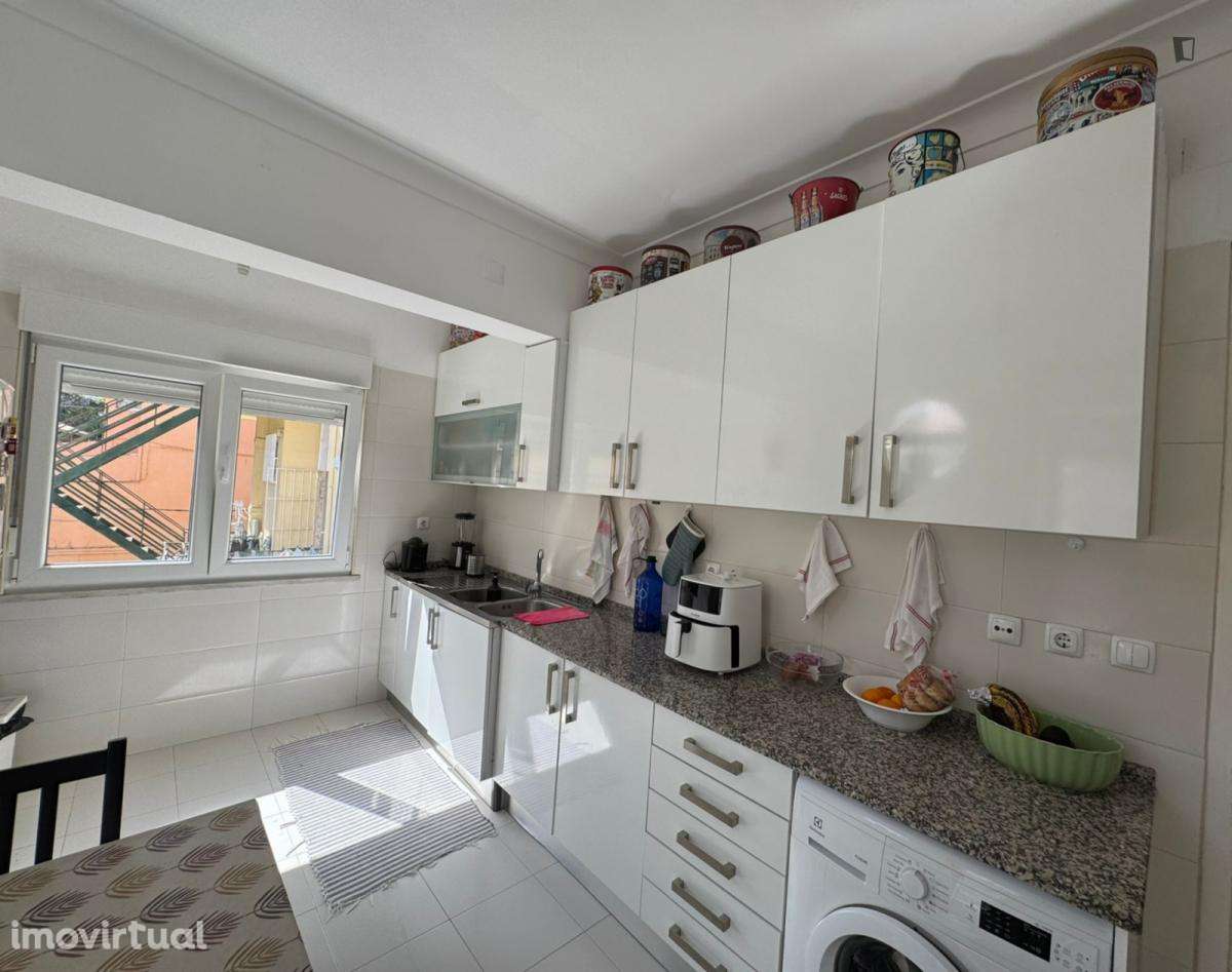 Quarto - localizado em Lisbon - Grande imagem: 4/10