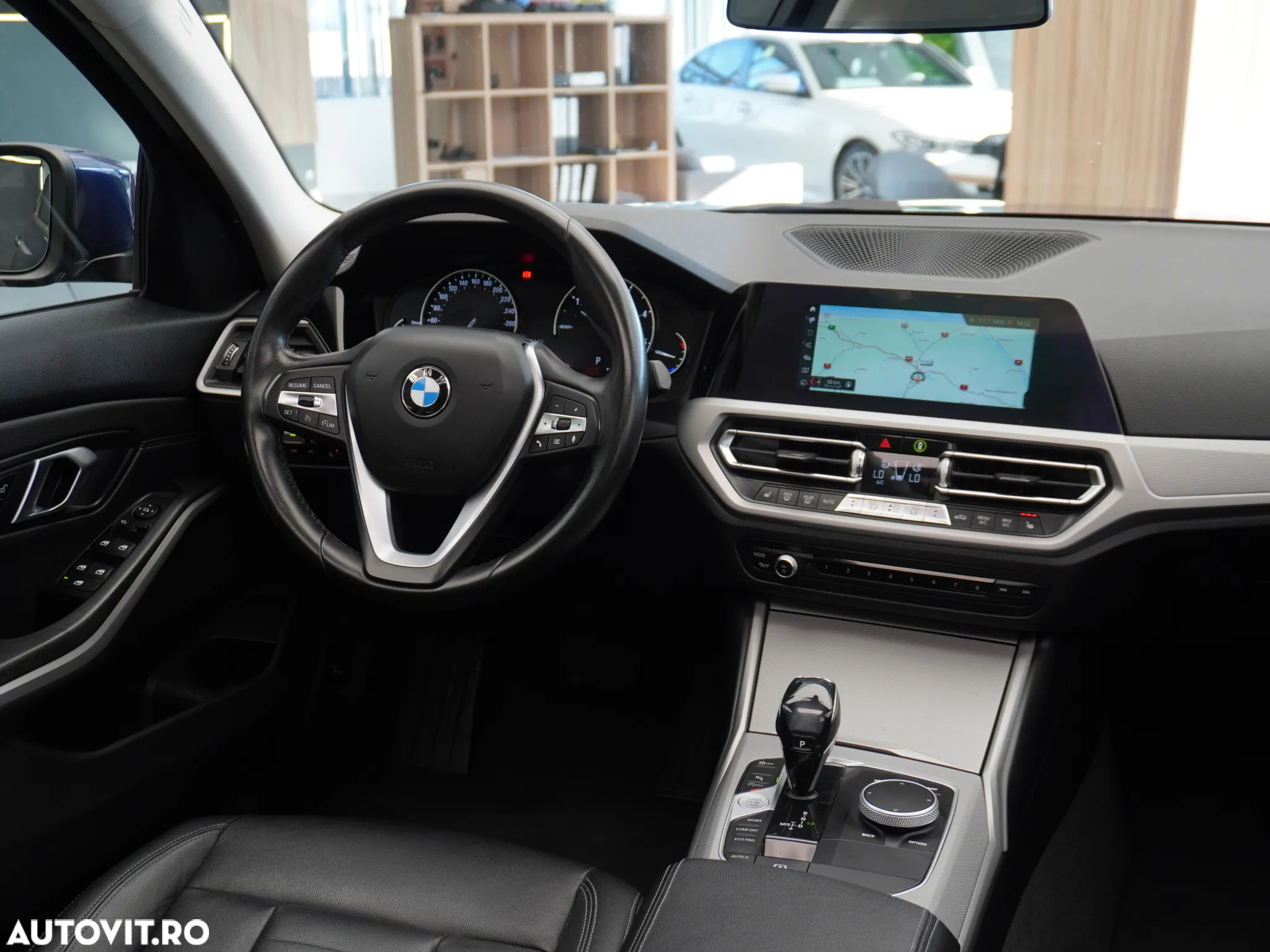 BMW Seria 3 318d Aut. Advantage - 35