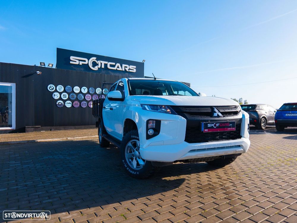 Mitsubishi L200 2.3 DI-D CD Invite 4WD - 1