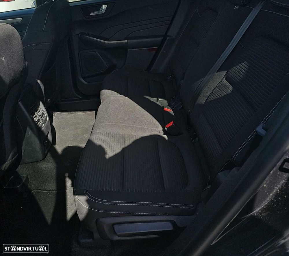 Ford Kuga 1.5 TDCi EcoBlue Titanium - 4