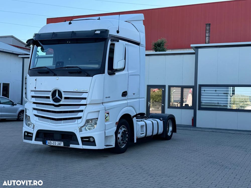 Mercedes-Benz ACTROS - 2