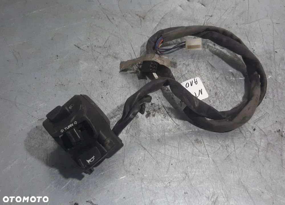 Honda NTV 700 Deauville ABS przełączniki świateł - 1