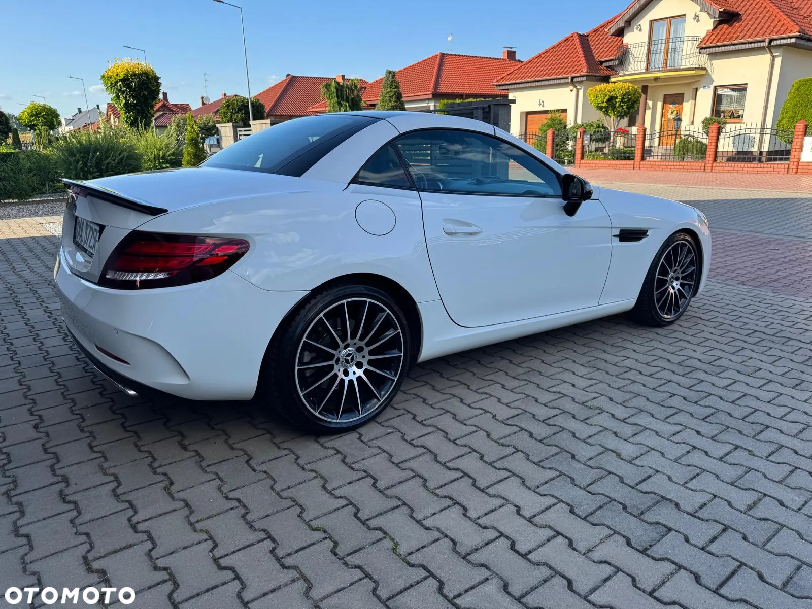 Mercedes-Benz SLC 200 9G-Tronic - 12