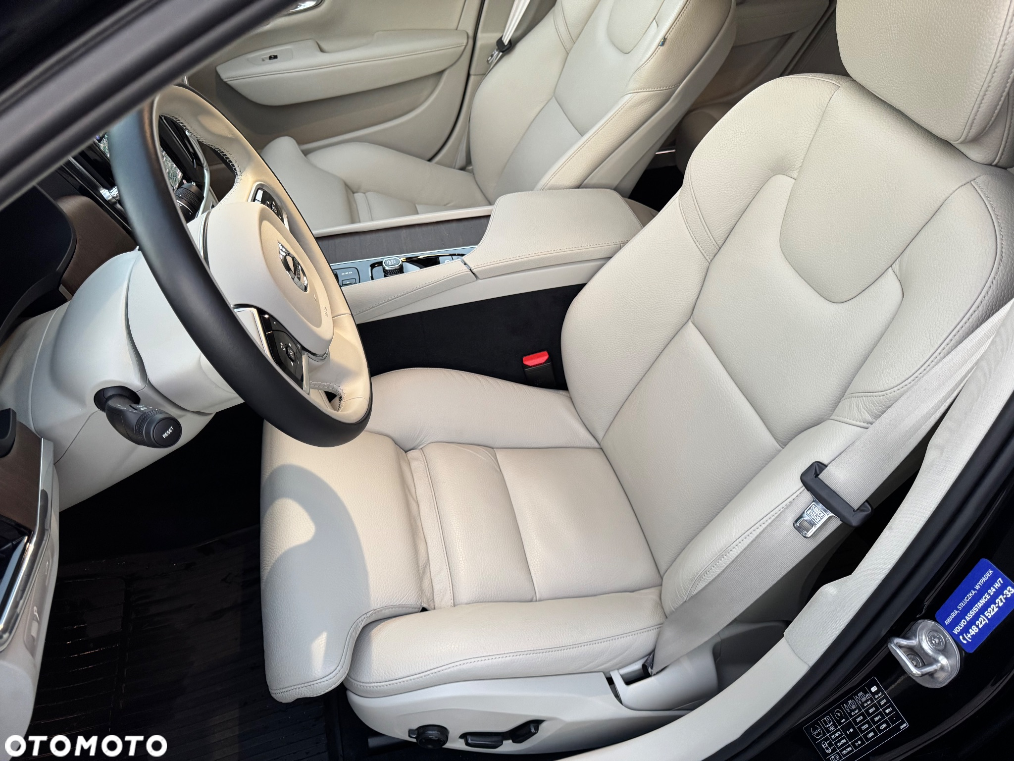 Volvo V90 B4 D AWD Inscription - 11