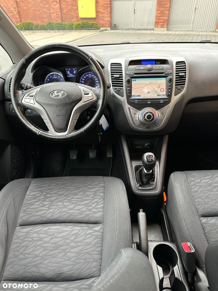 Hyundai ix20 1.4 blue Trend - 23