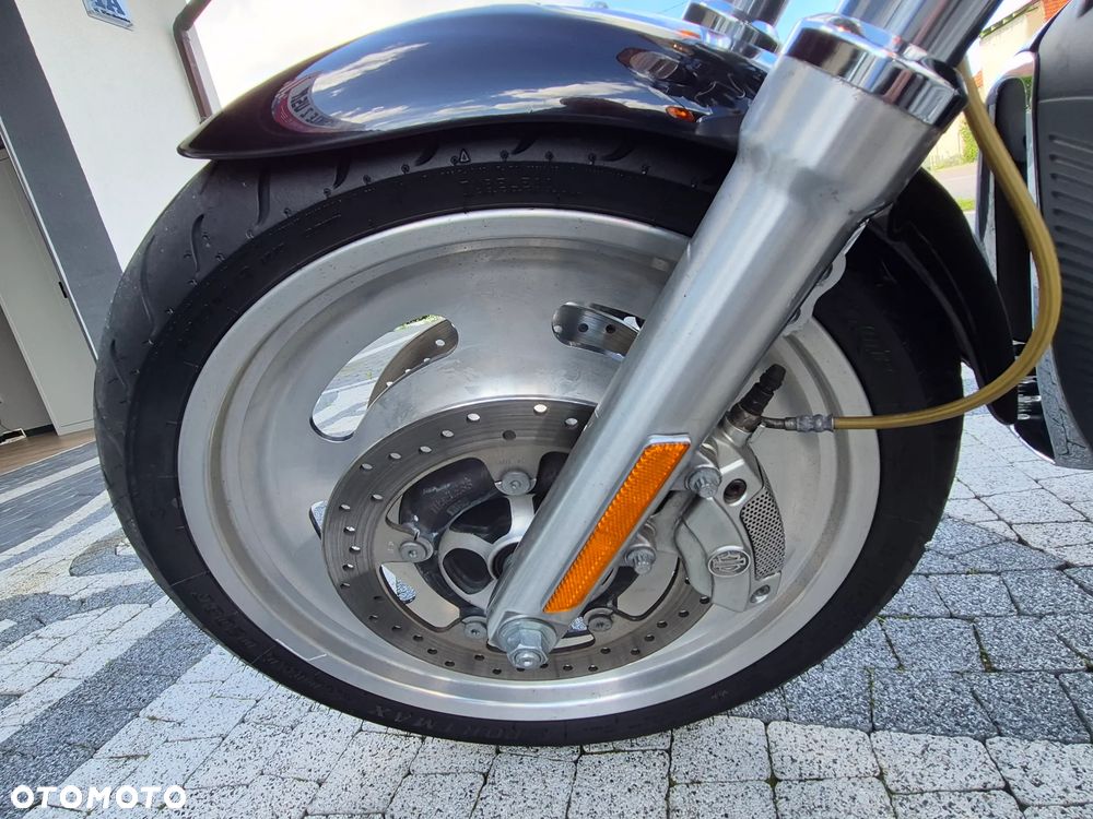 Harley-Davidson V-Rod Street Rod - 23