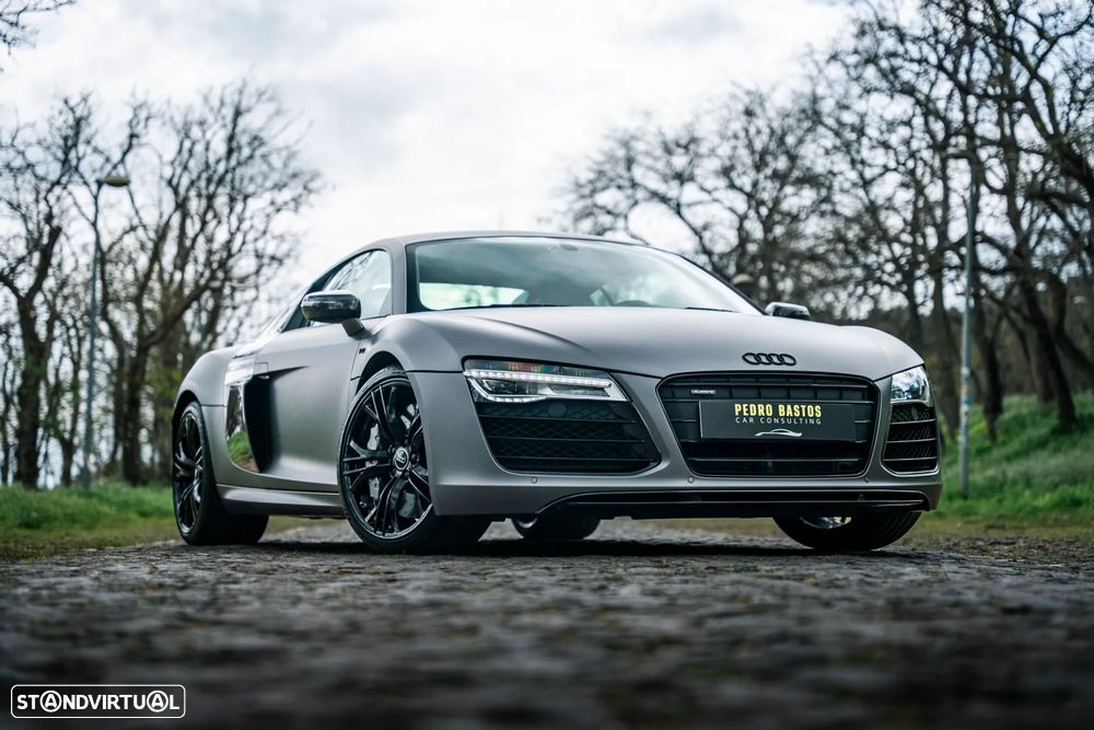 Audi R8 Coupé 5.2 FSI quattro S tronic - 11