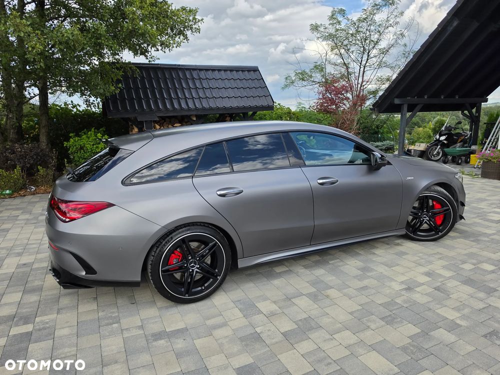 Mercedes-Benz CLA - 12