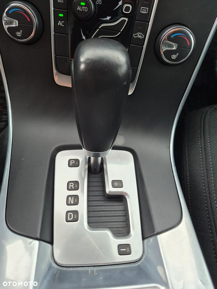 Volvo S60 - 23