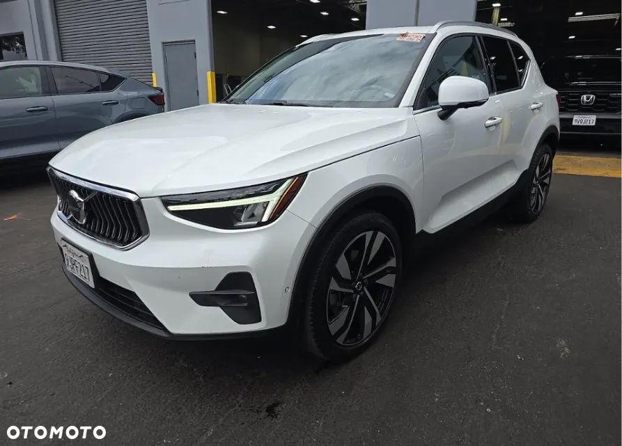 Volvo XC 40 B5 B AWD Ultimate Bright - 1