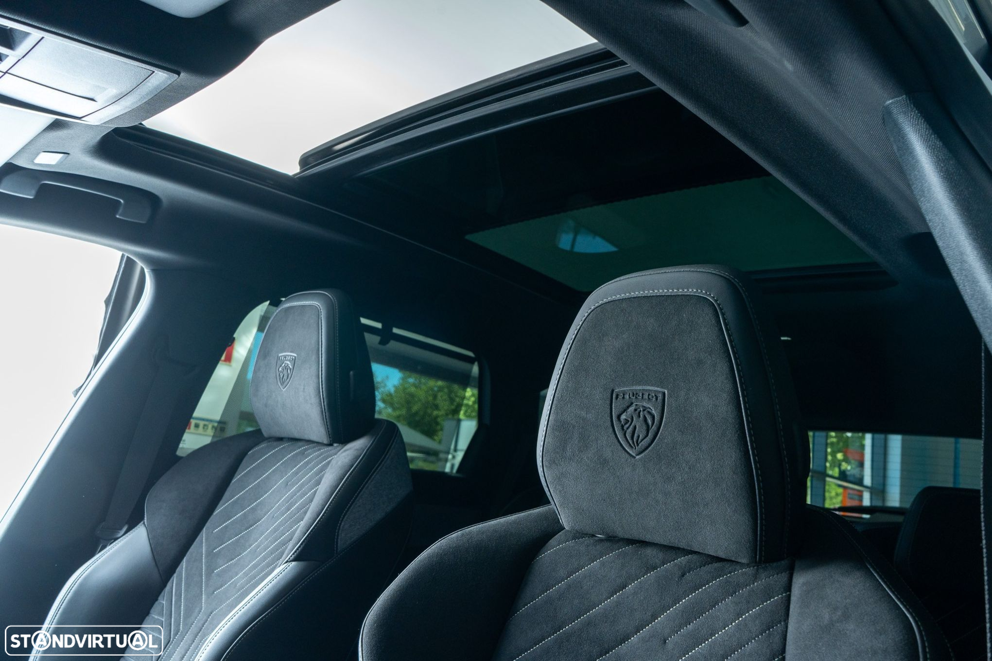 Peugeot E-5008 73 kWh GT - 8