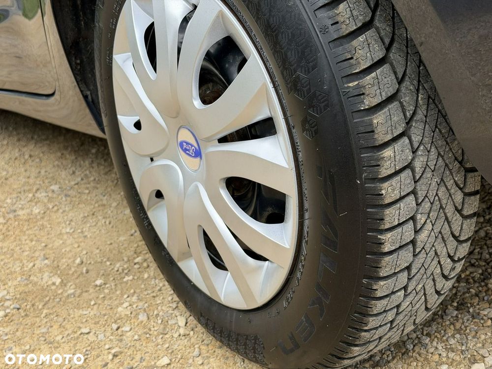 Ford Fiesta - 7