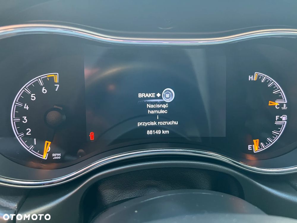Jeep Grand Cherokee - 27