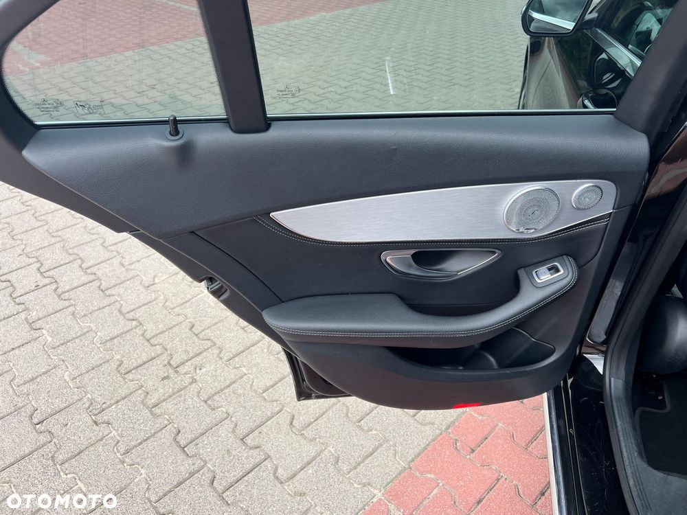 Mercedes-Benz Klasa C 250 7G-TRONIC - 17