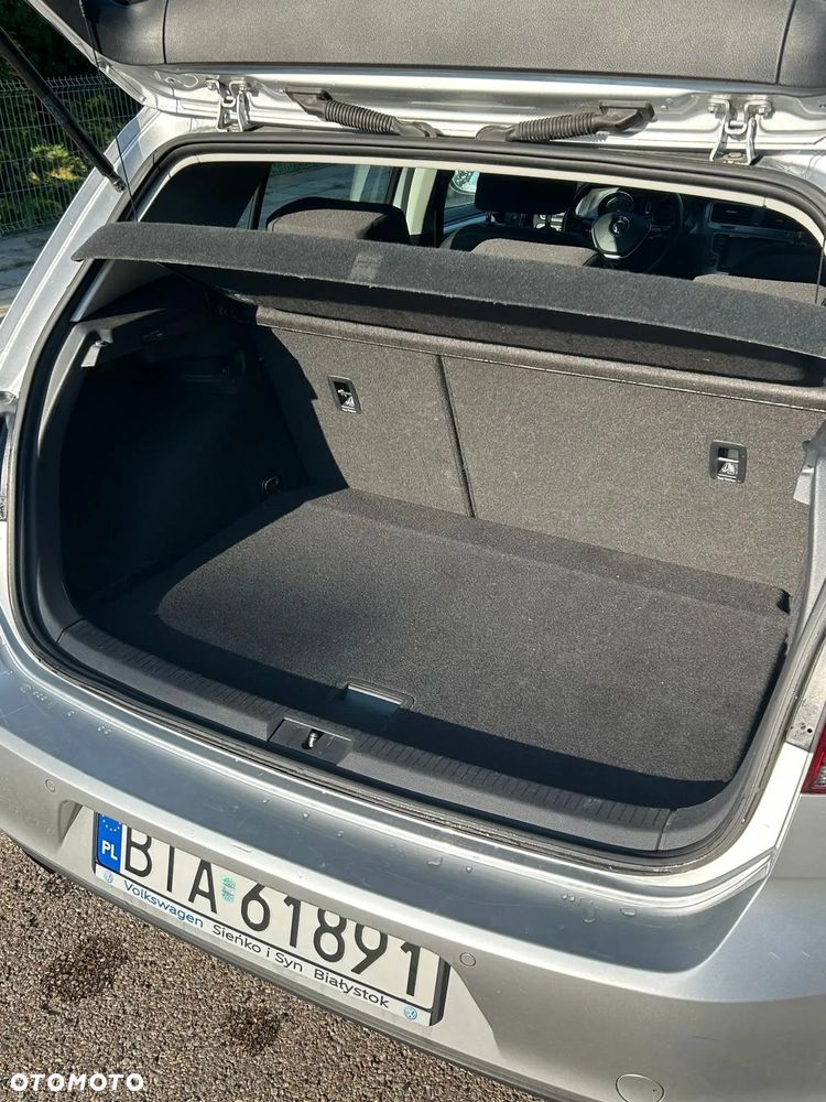 Volkswagen Golf 1.2 TSI BMT Comfortline - 8