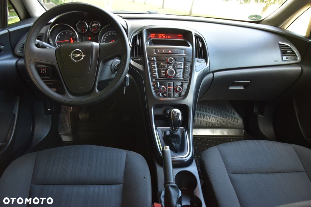 Opel Astra 1.4 ecoFLEX - 13